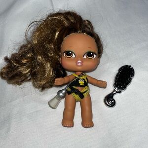 Vintage Baby Bratz Hair Flair Yasmin Doll 1st Edition MGA w/ Outfit Bottle Brush